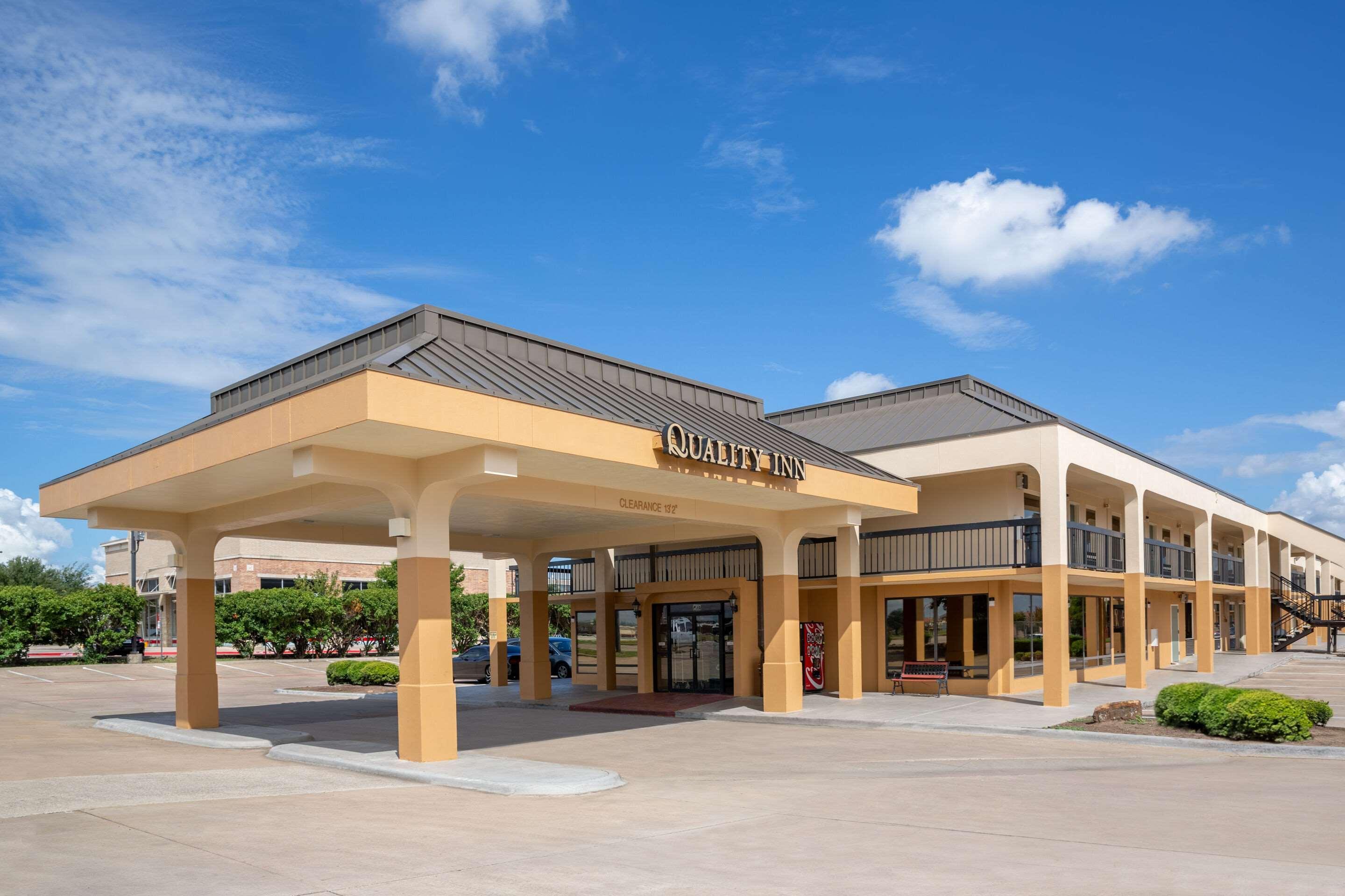 Quality Inn At Arlington Highlands Exterior foto
